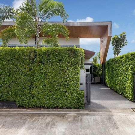 The 8 Pool Villa Chalong Exterior photo