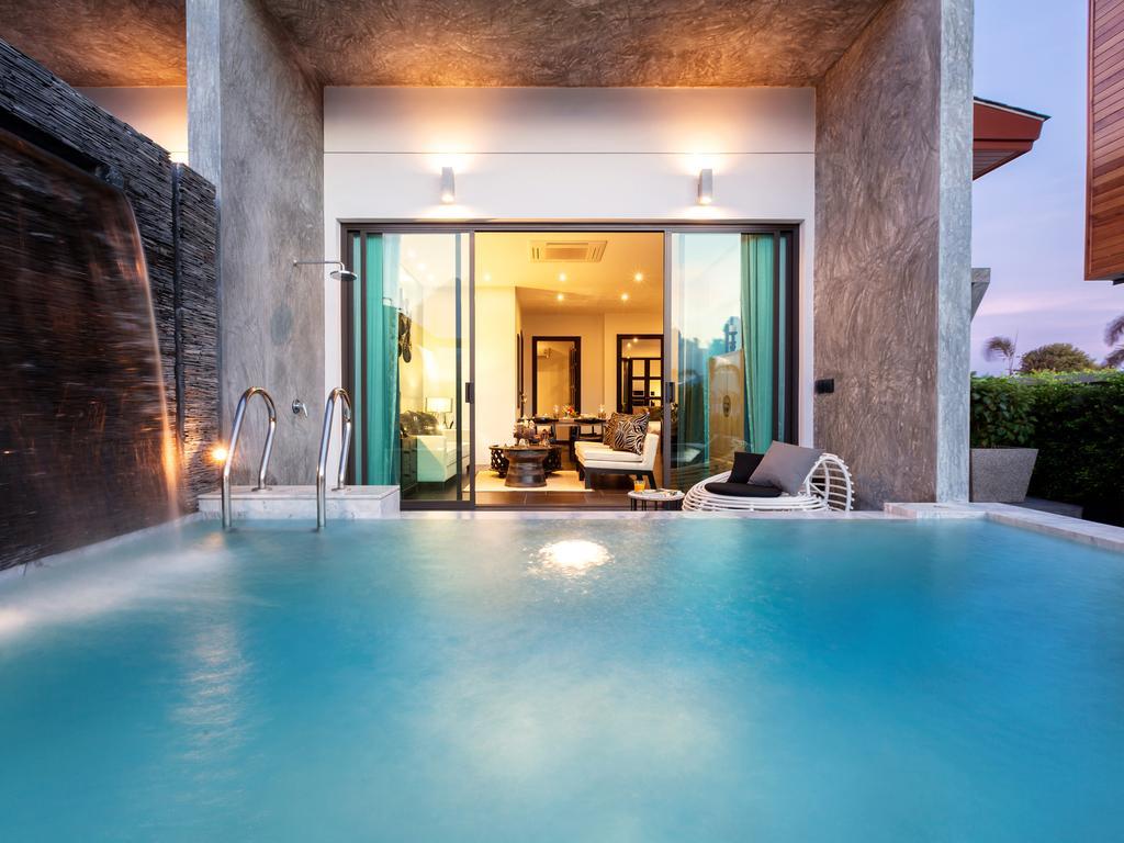 The 8 Pool Villa Chalong Room photo