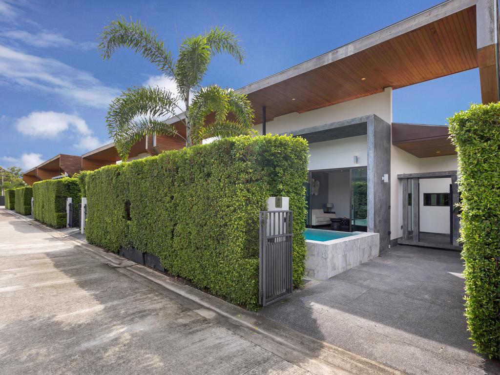 The 8 Pool Villa Chalong Exterior photo